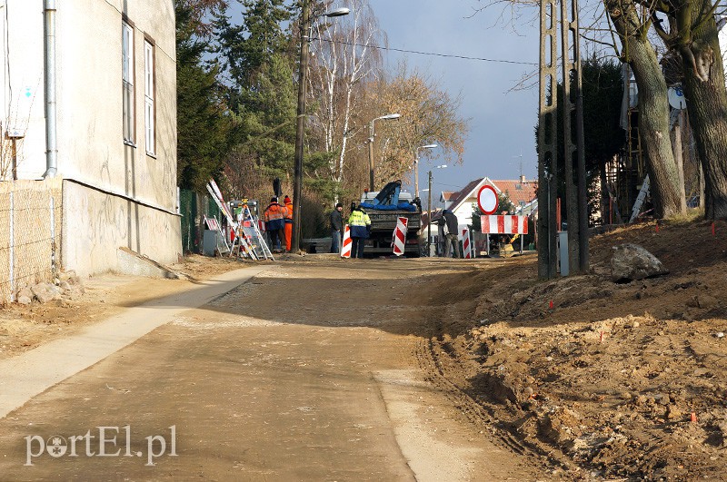 Trwa remont Częstochowskiej, koniec w wakacje  zdjęcie nr 100836