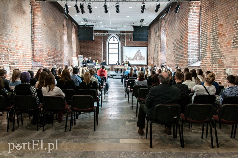 Elbląg Trzeba znaleźć złoty środek