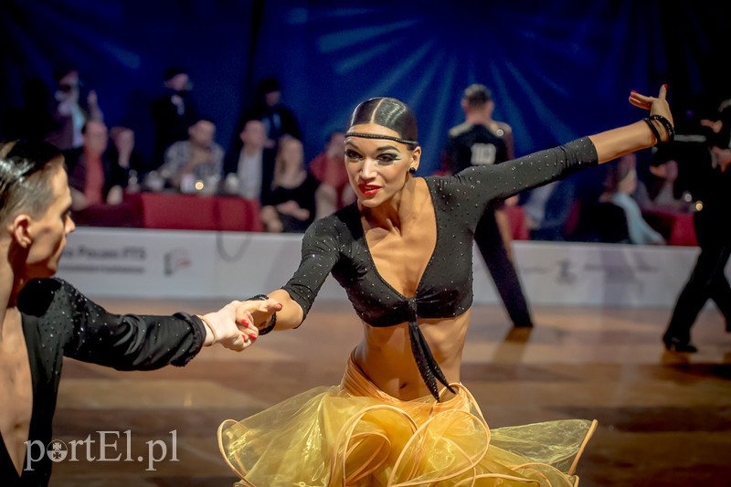 Gala Finałowa Mistrzostw Polski FTS w tańcach latynoamerykańskich (Dzień I) zdjęcie nr 101712