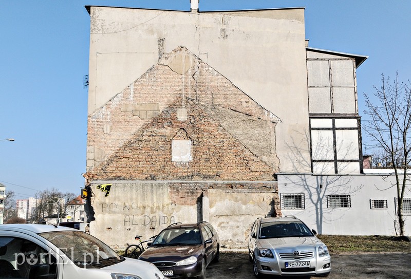 Ten budynek zamienia się w ruinę. Kto go uratuje? zdjęcie nr 102114