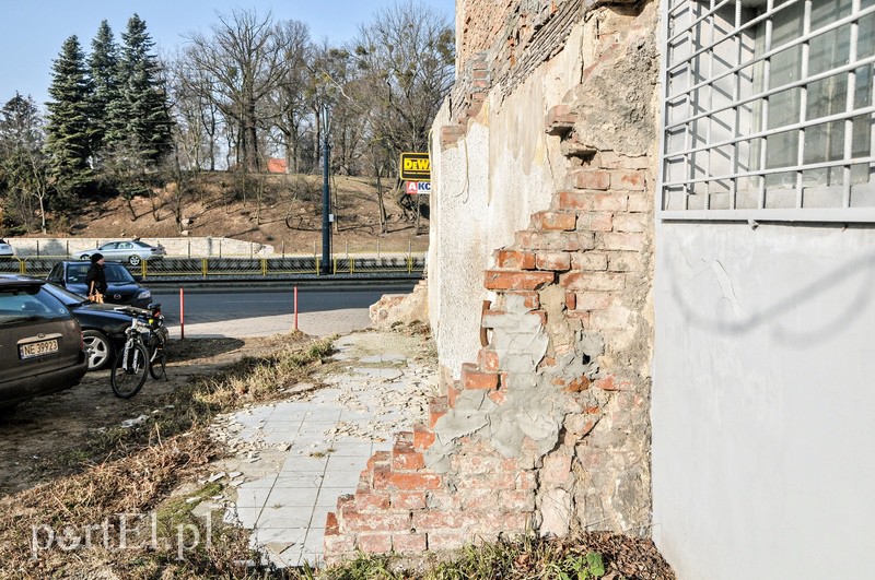 Ten budynek zamienia się w ruinę. Kto go uratuje? zdjęcie nr 102113