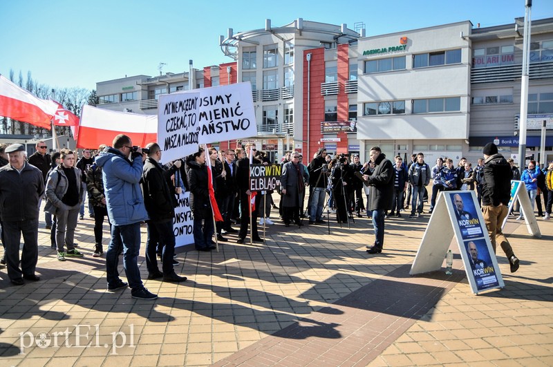 Korwin-Mikke: Bezrobocie można zlikwidować w kilka dni zdjęcie nr 102525