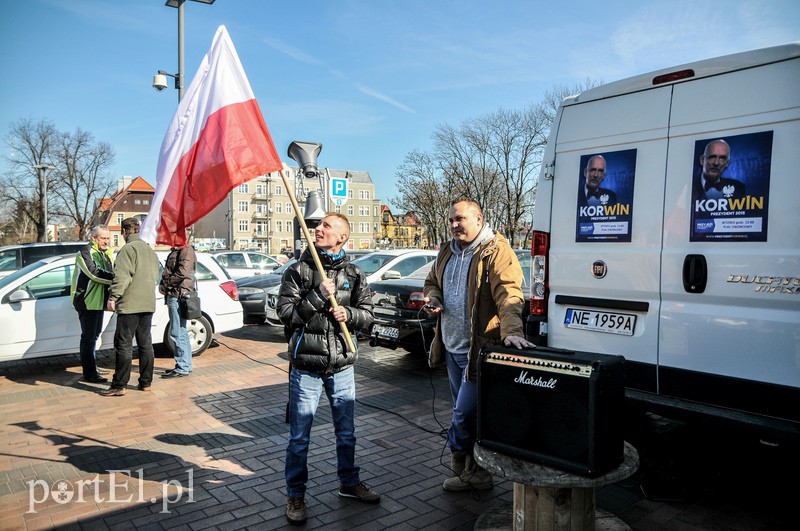 Korwin-Mikke: Bezrobocie można zlikwidować w kilka dni zdjęcie nr 102526