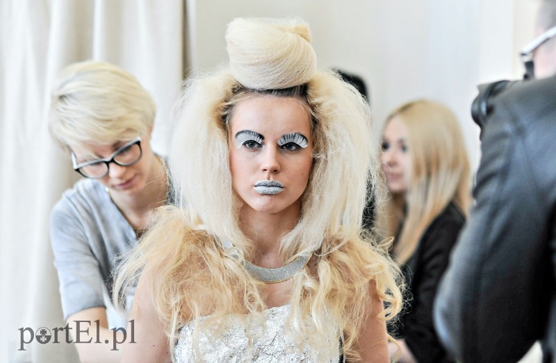 Przyszłość ma niebieskie usta zdjęcie nr 102652