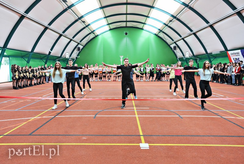 Zamiast skromnej sali nowoczesna hala zdjęcie nr 102673