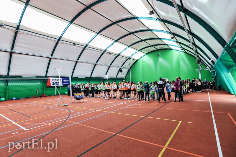 Zamiast skromnej sali nowoczesna hala zdjęcie nr 102670