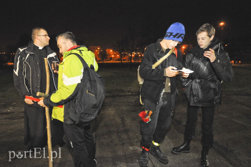 W błocie i w ciemnościach walczyli ze słabościami zdjęcie nr 103091