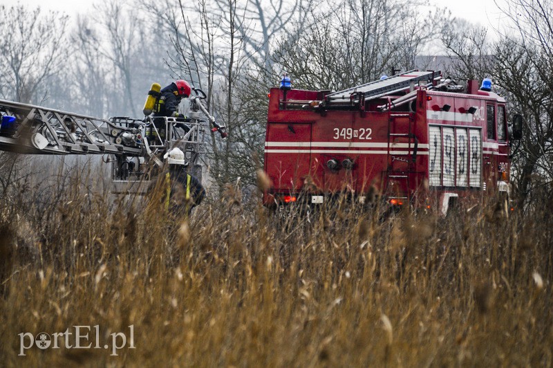  Płonie fabryka świec zdjęcie nr 103146