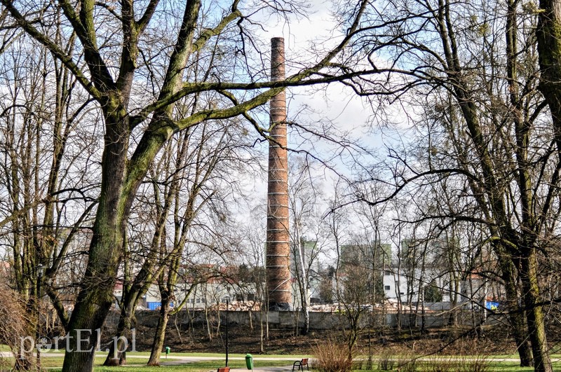 Wysadzili komin mleczarni. zdjęcie nr 103152