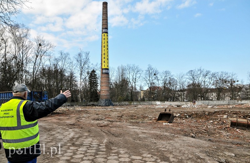 Wysadzili komin mleczarni. zdjęcie nr 103170