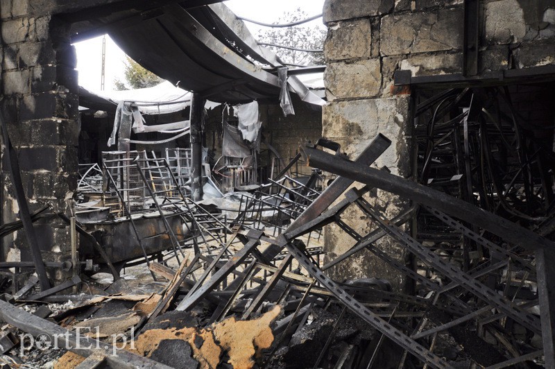 Fabryka świec w Raczkach Elbląskich po pożarze zdjęcie nr 103420