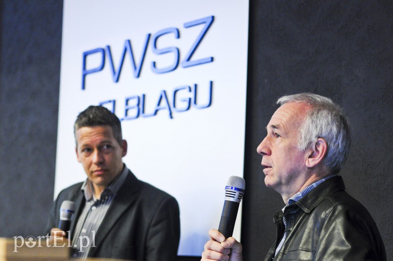 Wykład w PWSZ - rzeźby przestrzenne zdjęcie nr 103700