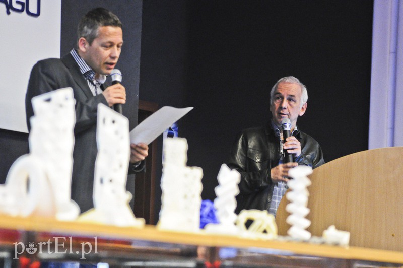 Wykład w PWSZ - rzeźby przestrzenne zdjęcie nr 103701