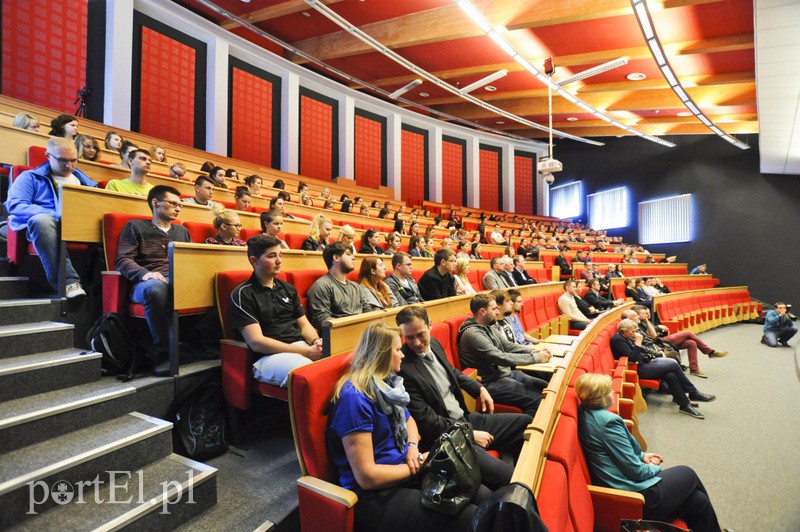 Wykład w PWSZ - rzeźby przestrzenne zdjęcie nr 103697