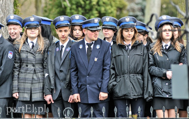 Uroczystości pod krzyżem katyńskim zdjęcie nr 103944