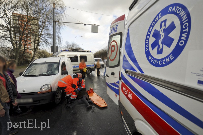  Potrącenie pieszej przy hali Elzam zdjęcie nr 103972