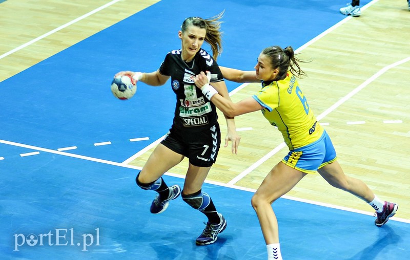 Start przegrał w Gdyni pierwszy mecz o finał  zdjęcie nr 104350