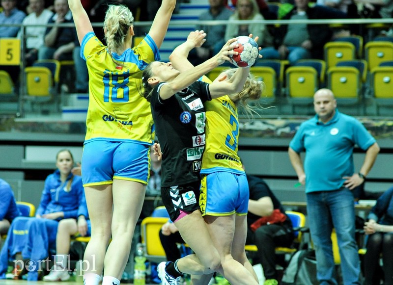 Start przegrał w Gdyni pierwszy mecz o finał  zdjęcie nr 104355