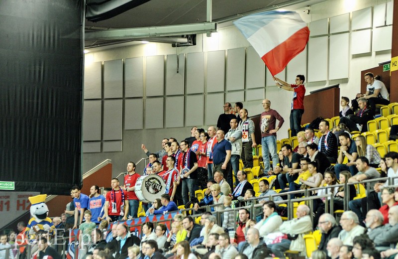 Start przegrał w Gdyni pierwszy mecz o finał  zdjęcie nr 104372