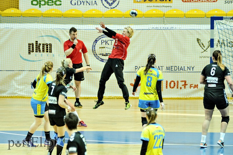 Start przegrał w Gdyni pierwszy mecz o finał  zdjęcie nr 104366