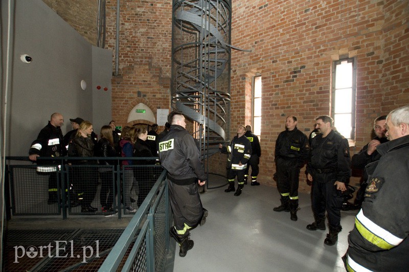  Przebadali wieżę wzdłuż i wszerz zdjęcie nr 104903