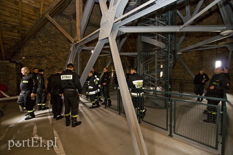  Przebadali wieżę wzdłuż i wszerz zdjęcie nr 104907