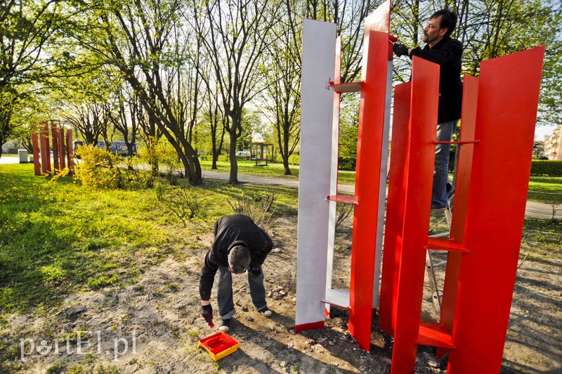 Odmalowali formy przestrzenne zdjęcie nr 105155