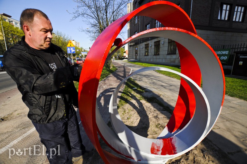 Odmalowali formy przestrzenne zdjęcie nr 105150