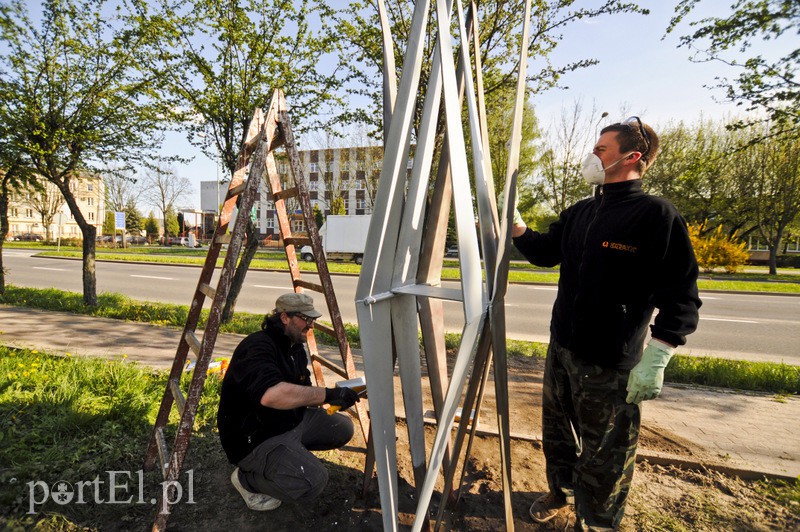 Odmalowali formy przestrzenne zdjęcie nr 105148