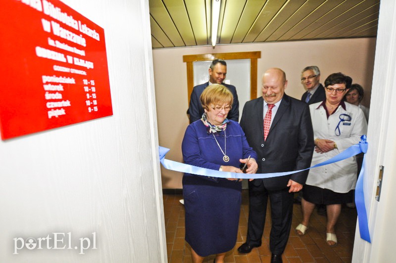 W szpitalu będzie co czytać zdjęcie nr 105318