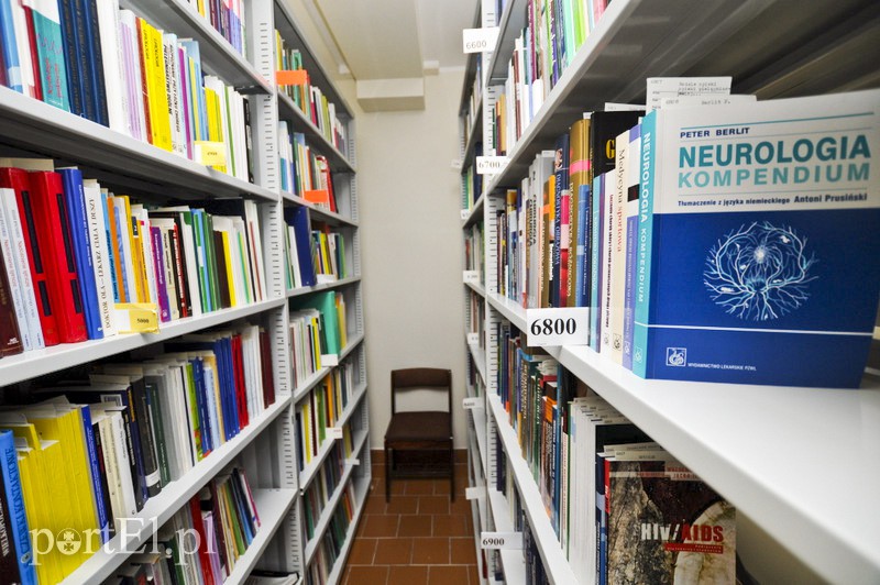 W szpitalu będzie co czytać zdjęcie nr 105312