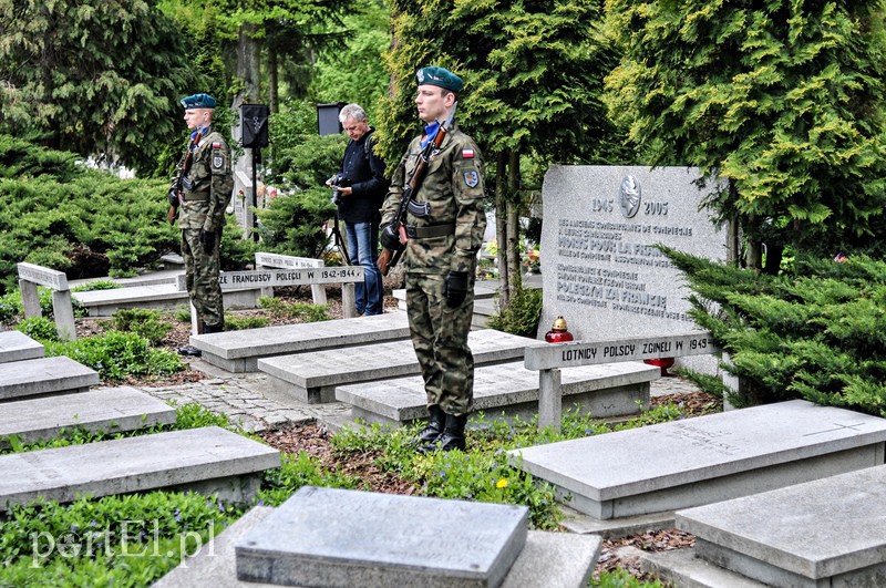 Na nas spoczywa obowiązek głoszenia prawdy zdjęcie nr 105797