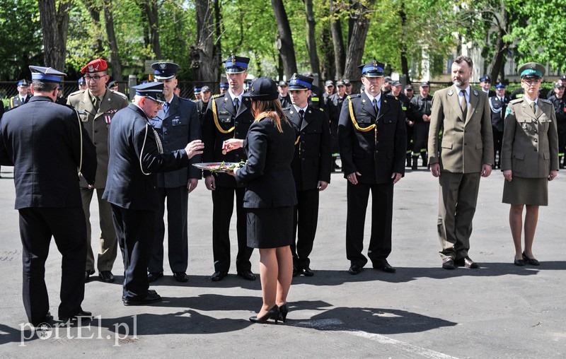 Po prostu wykonują swoją pracę, ale raz do roku świętują zdjęcie nr 105836