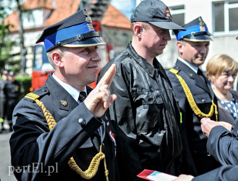 Po prostu wykonują swoją pracę, ale raz do roku świętują zdjęcie nr 105833