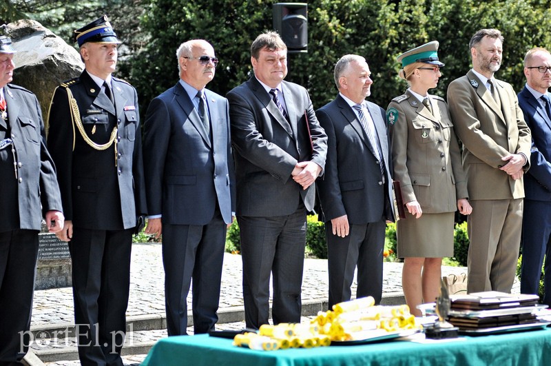 Po prostu wykonują swoją pracę, ale raz do roku świętują zdjęcie nr 105825