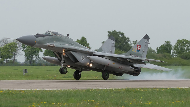 Słowacy w 22 Bazie Lotnictwa Taktycznego zdjęcie nr 106118