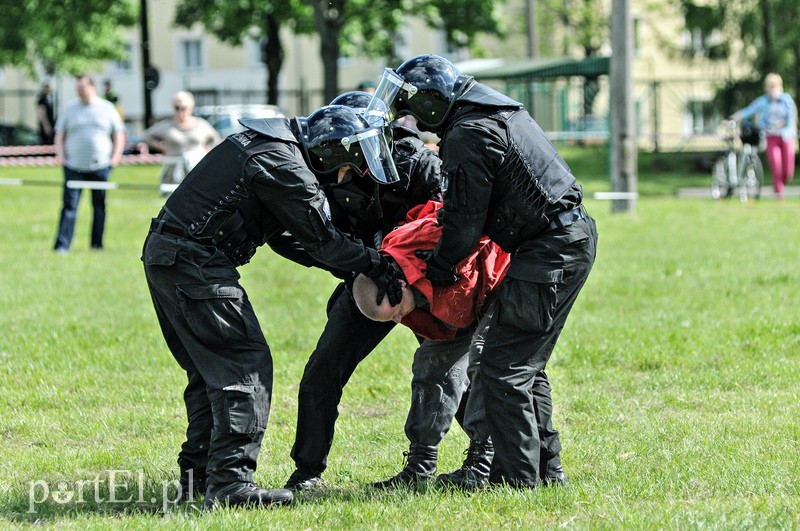 Mundurowy zawrót głowy zdjęcie nr 106791