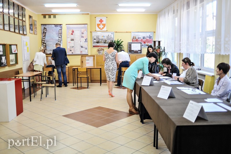 Elblążanie głosują, cisza trwa zdjęcie nr 106963