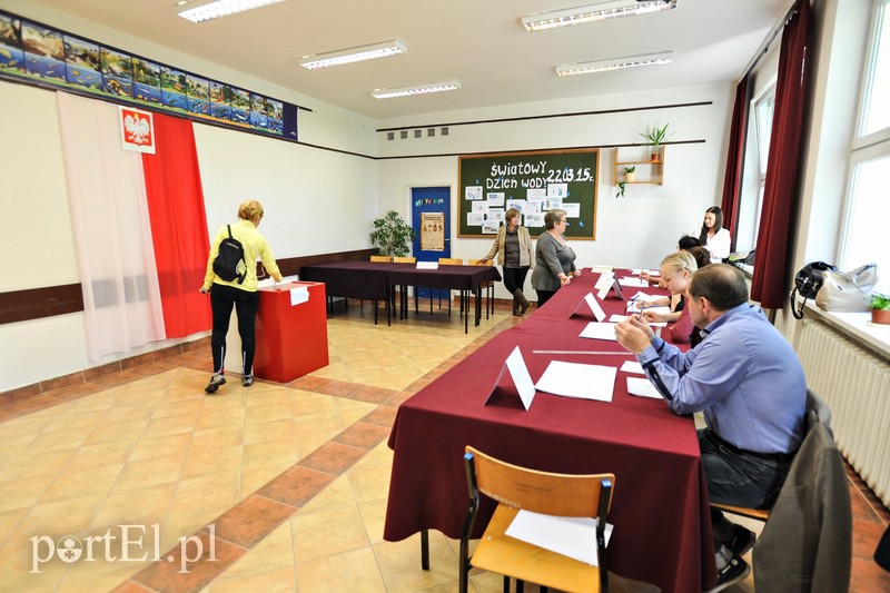 Elblążanie głosują, cisza trwa zdjęcie nr 106959