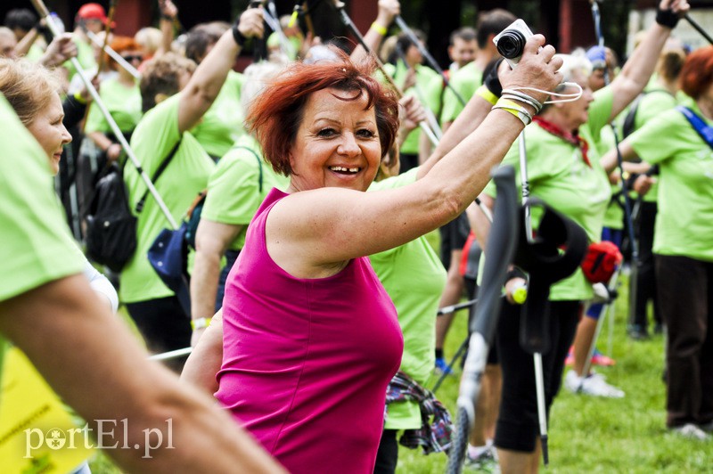  Maszerowali z kijkami aż miło zdjęcie nr 107605