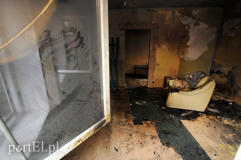  Pożar w budynku przy Kosynierów zdjęcie nr 107947