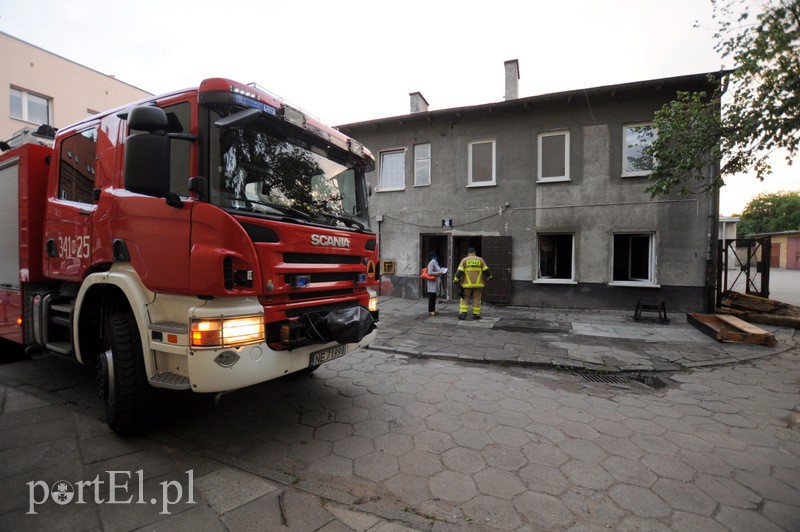  Pożar w budynku przy Kosynierów zdjęcie nr 107945