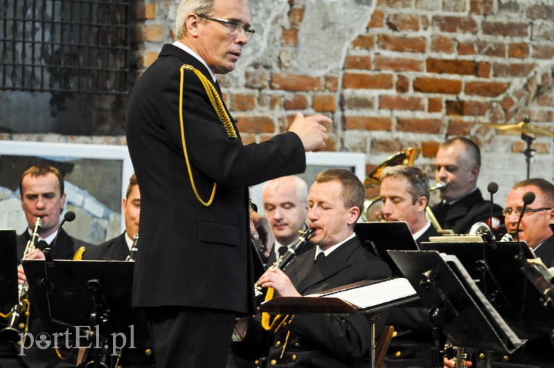  To oni karmią i ubierają żołnierzy zdjęcie nr 108364