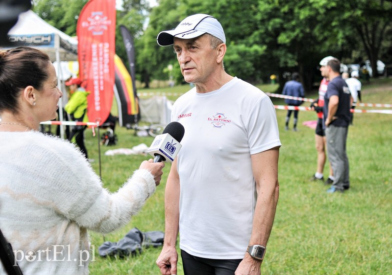 Ruszyła sztafeta w Bażantarni, będą biegać całą dobę zdjęcie nr 108900