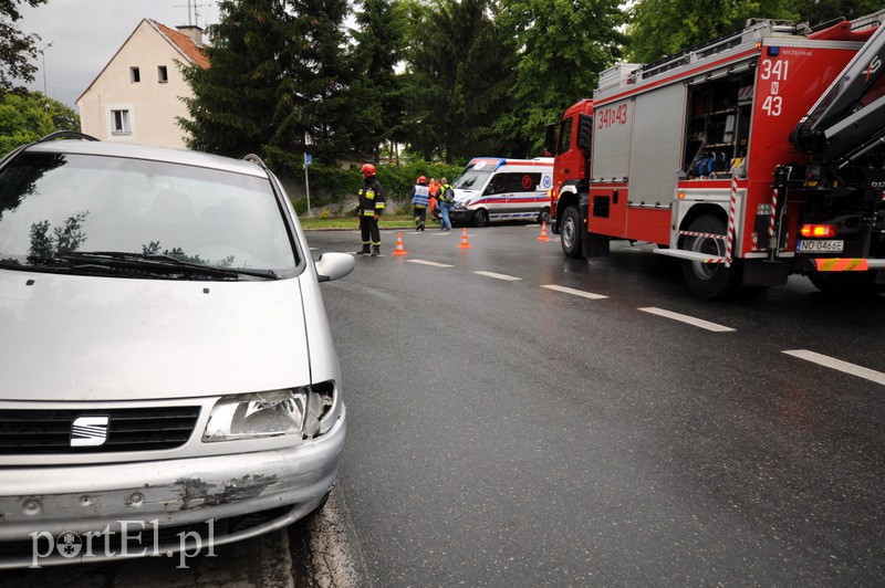 Zderzenie na ul. Moniuszki, sprawca pijany zdjęcie nr 109138