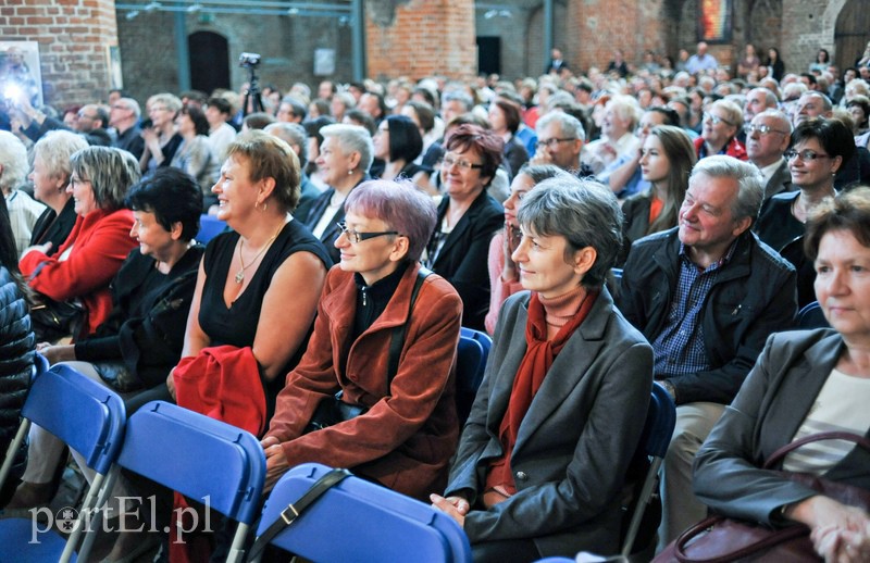 Cantata w Galerii El: były nawet tańce zdjęcie nr 109205