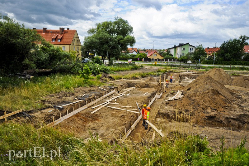 Budowa na rogu Rawskiej i Łęczyckiej zdjęcie nr 109857