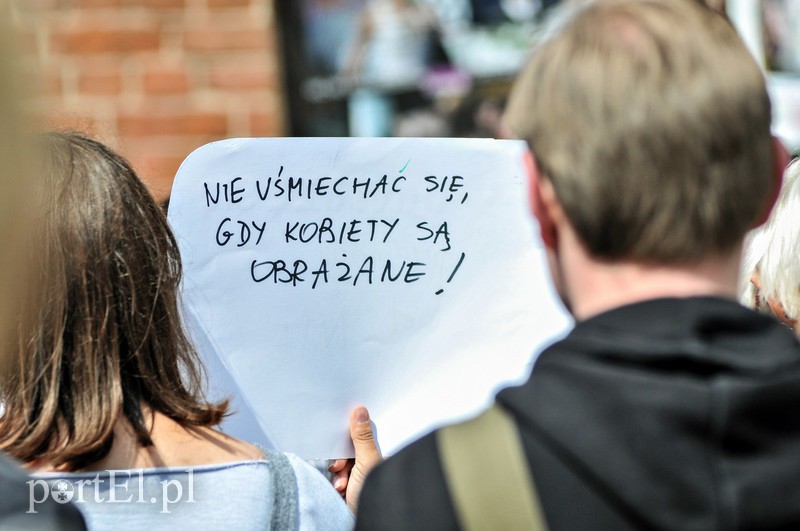 Protest w obronie ofiar gwałtów zdjęcie nr 110156