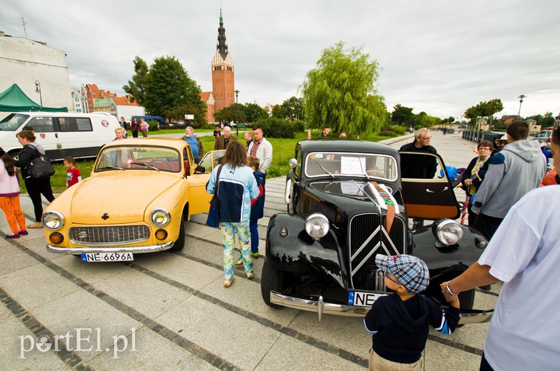  Policyjny festyn w deszczu zdjęcie nr 110587