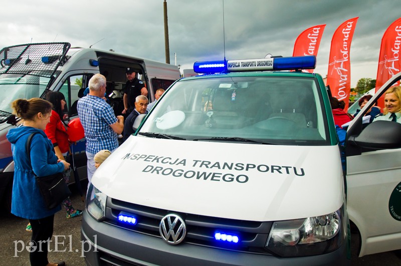  Policyjny festyn w deszczu zdjęcie nr 110603